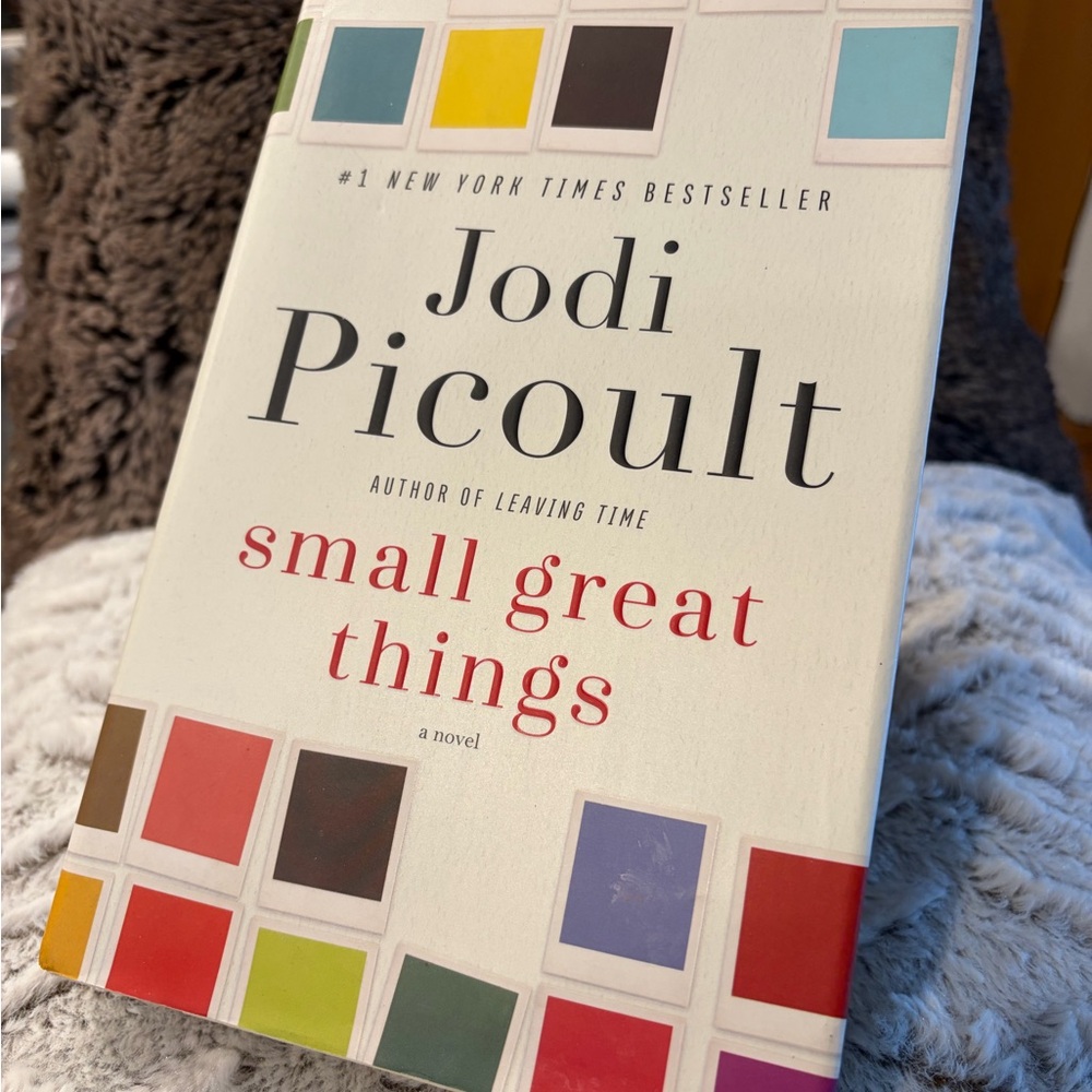 Small Great Things by Jodi Piccoult Hardcover‎